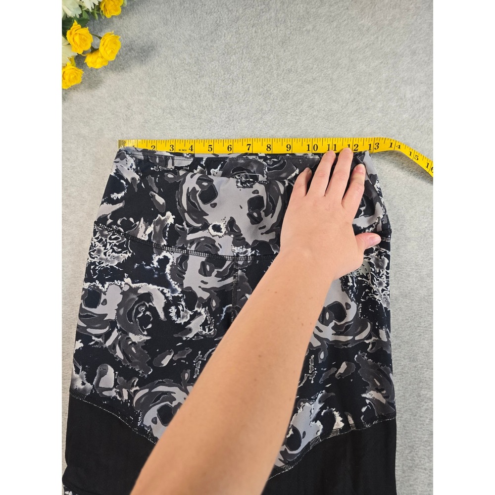 The North Face Leggings Womens Medium Black Floral Mesh FlashDry Active Tights - Picture 7 of 11